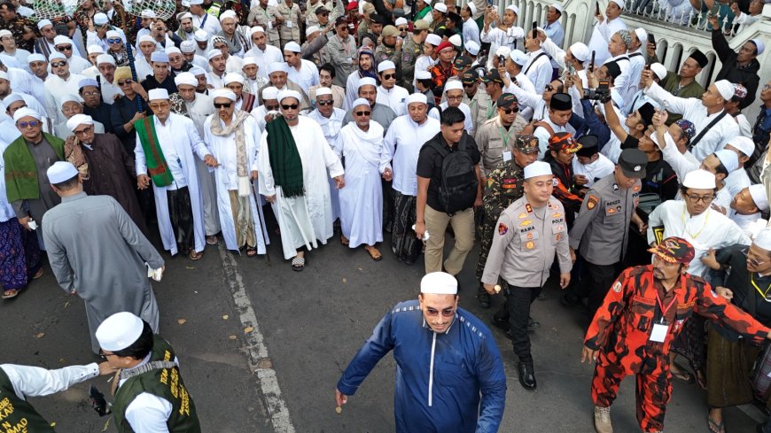 Pengamanan Humanis Warnai Pelaksanaan Haul Habib Abu Bakar Assegaf