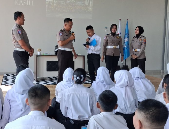 Pelajar Mojokerto Diajak Menjadi Pelopor Keselamatan dan Anti-Bullying
