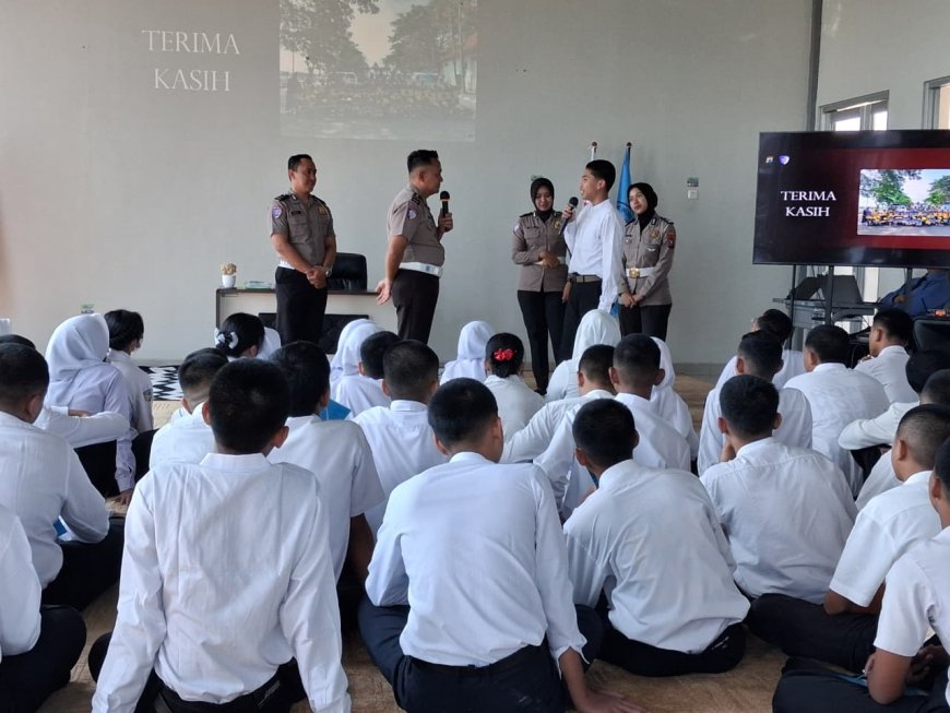Polres Mojokerto Bekali Pelajar dengan Nilai Disiplin dan Toleransi